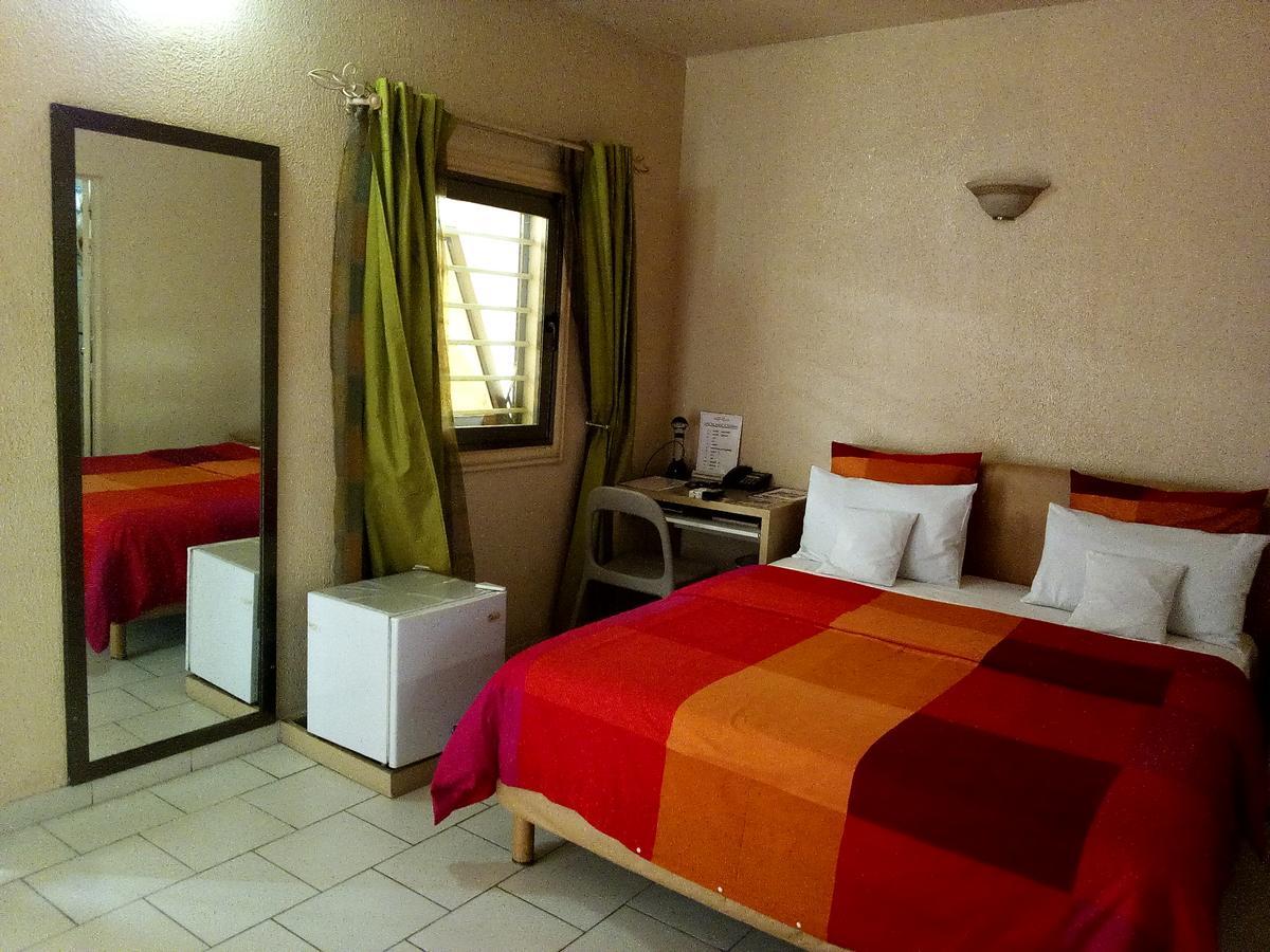 Hotel Saint Thomas Lomé Exterior foto
