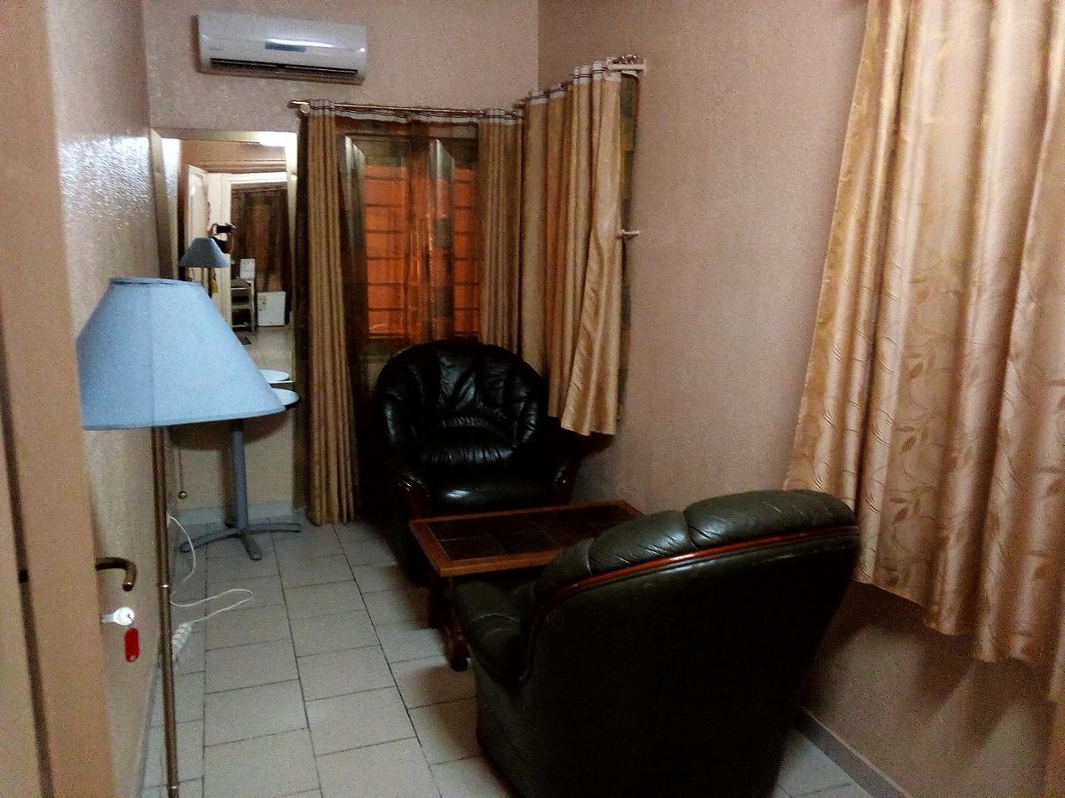 Hotel Saint Thomas Lomé Exterior foto