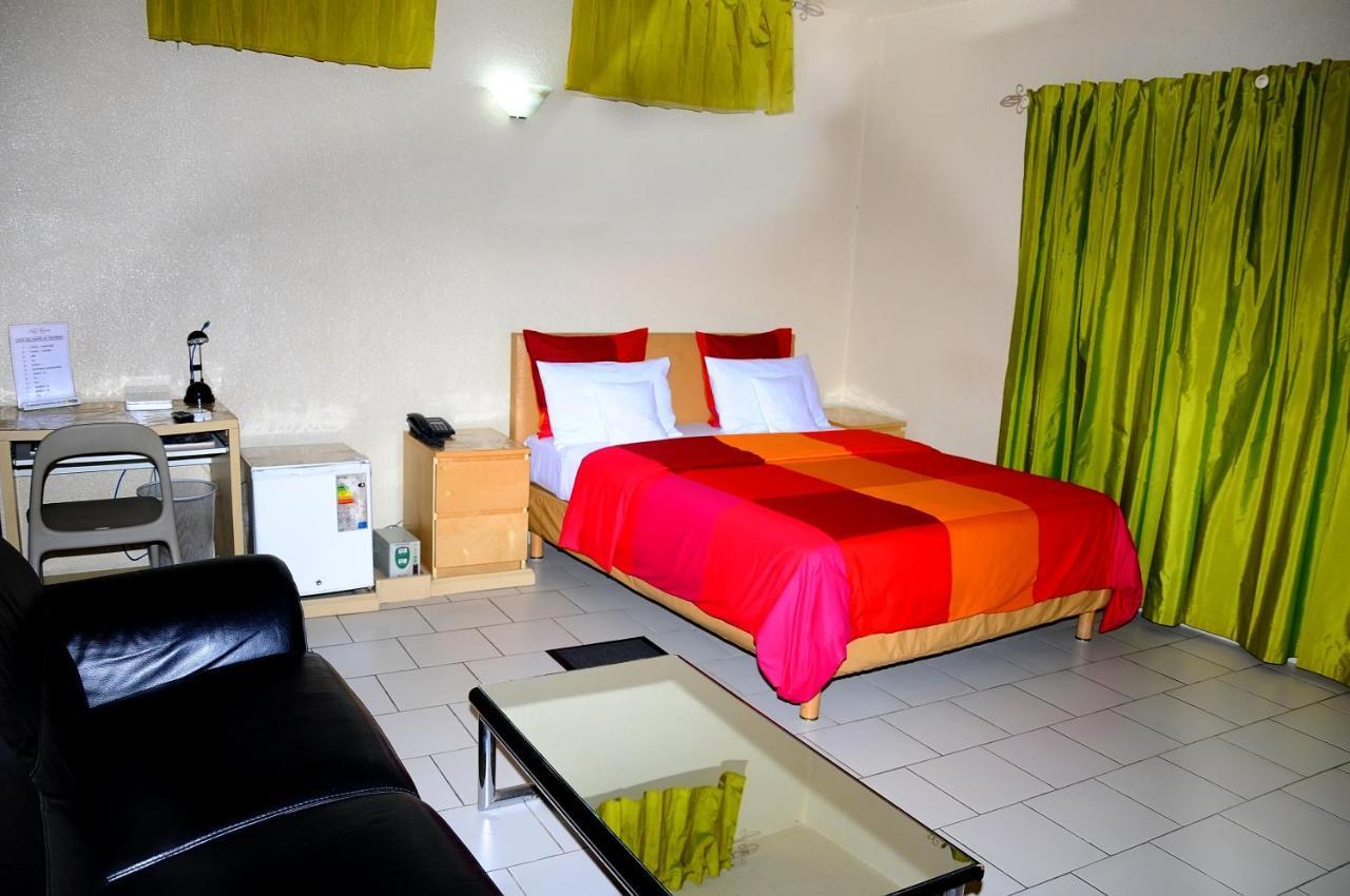 Hotel Saint Thomas Lomé Exterior foto